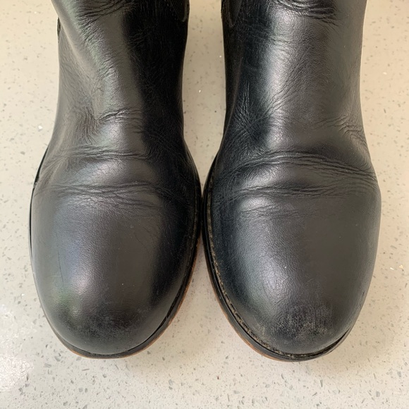 Lands’ End Black Chelsea Boot - Picture 5 of 11